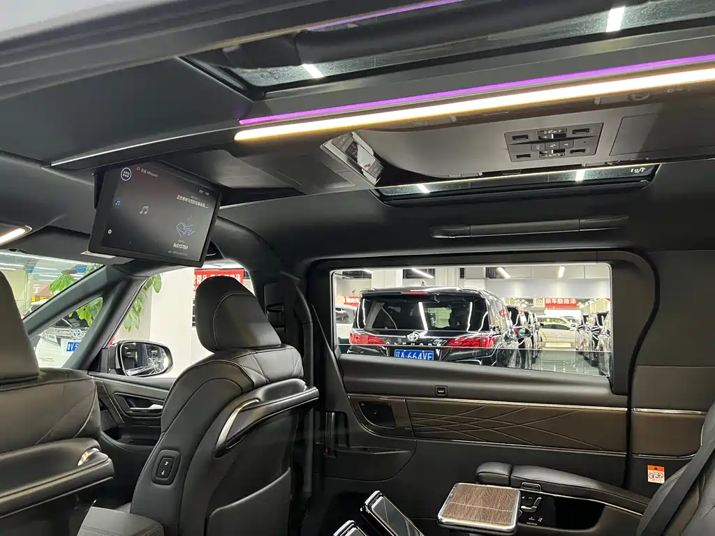 Toyota Alphard 2024 2.5L Premium