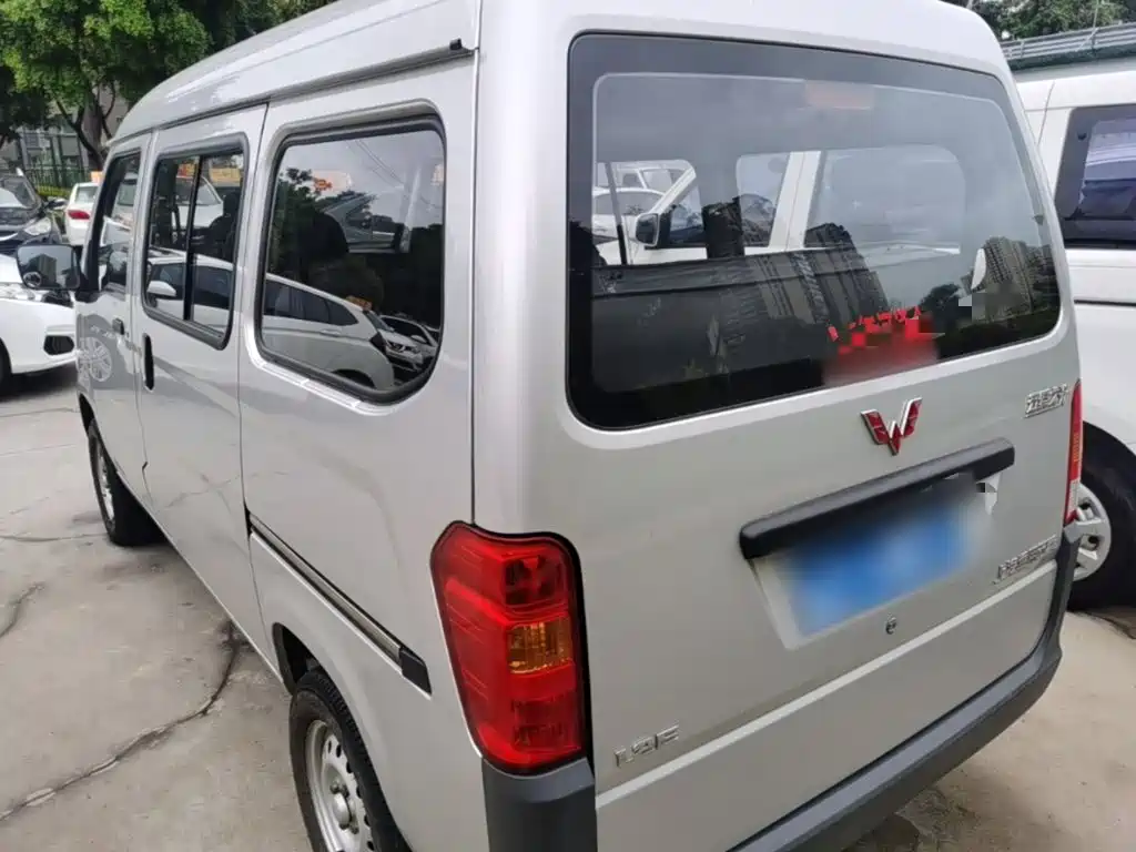 Wuling Zhiguang — миниатюра 5
