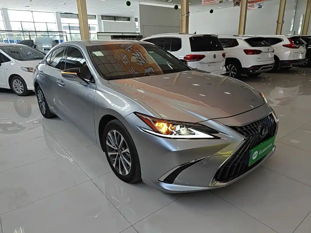 Lexus ES — миниатюра 4