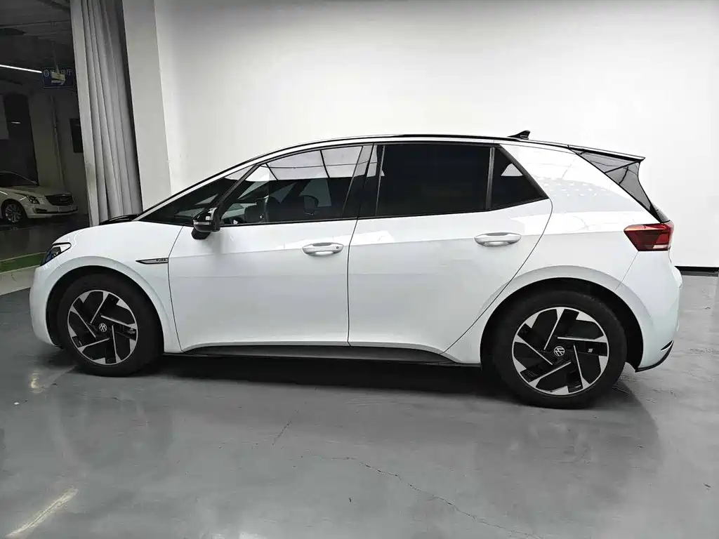 Volkswagen ID.3 — миниатюра 13