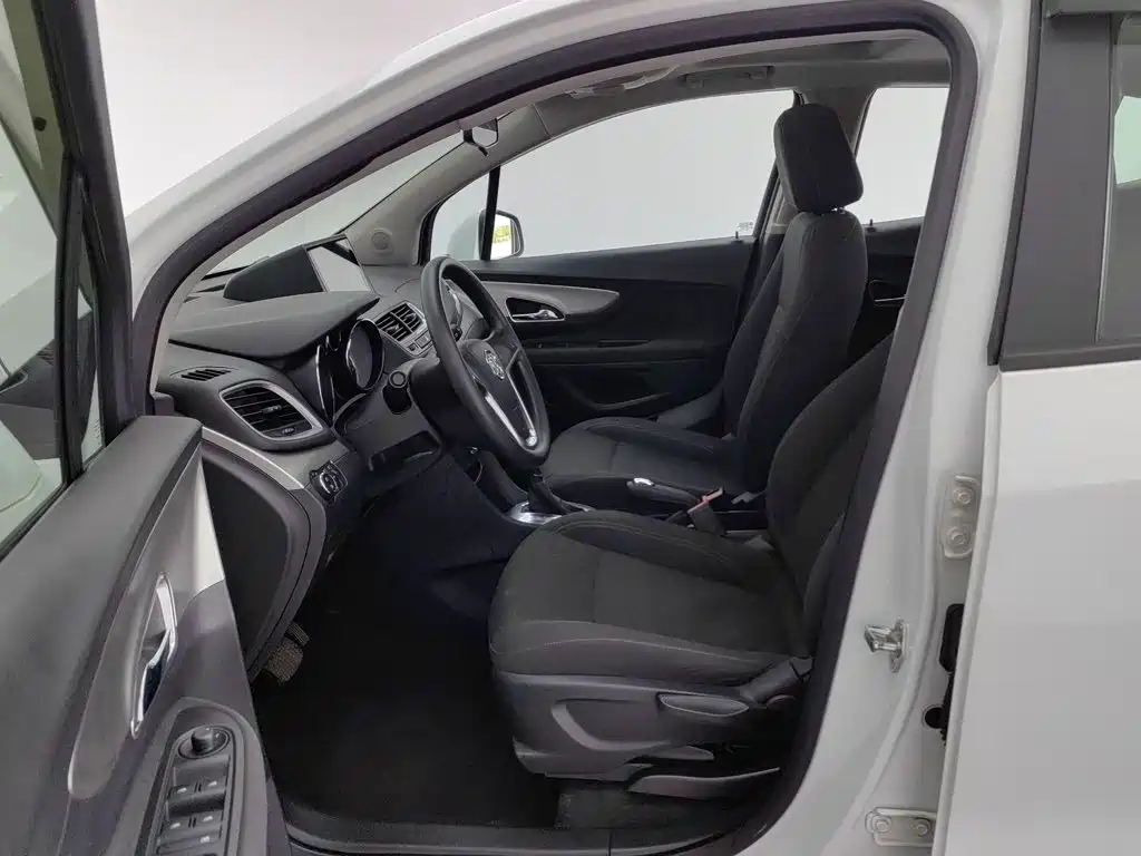 Buick Encore — миниатюра 10