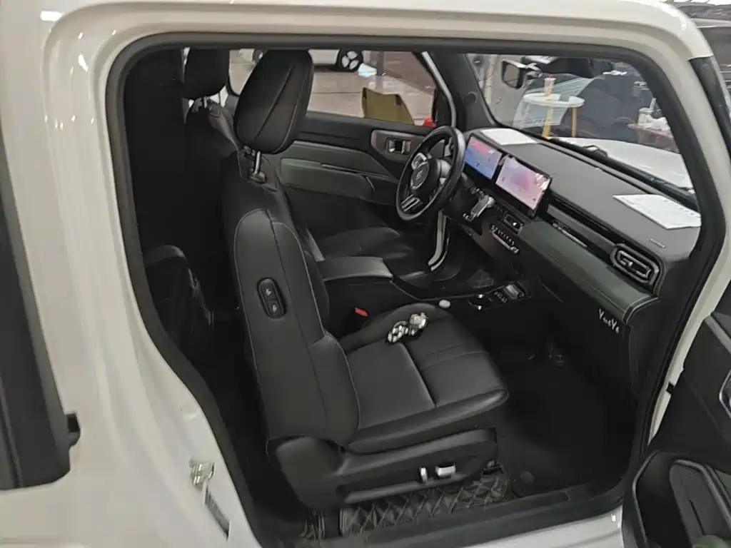 Baojun Yueye — миниатюра 25