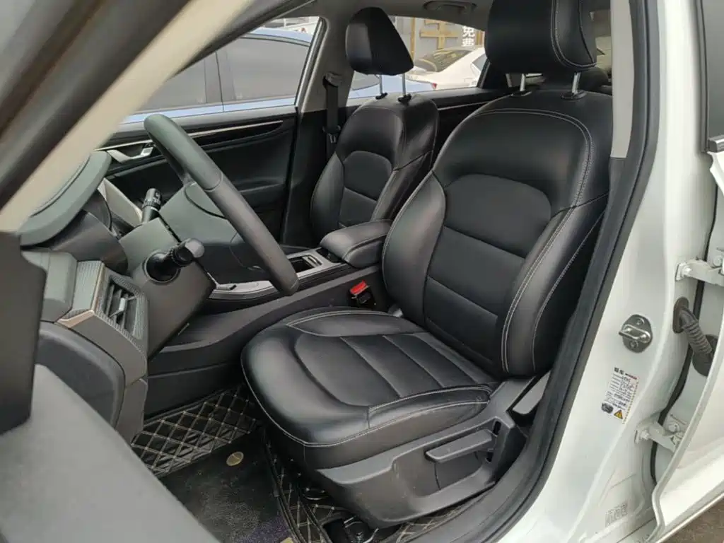 Geely Emgrand GL — миниатюра 15