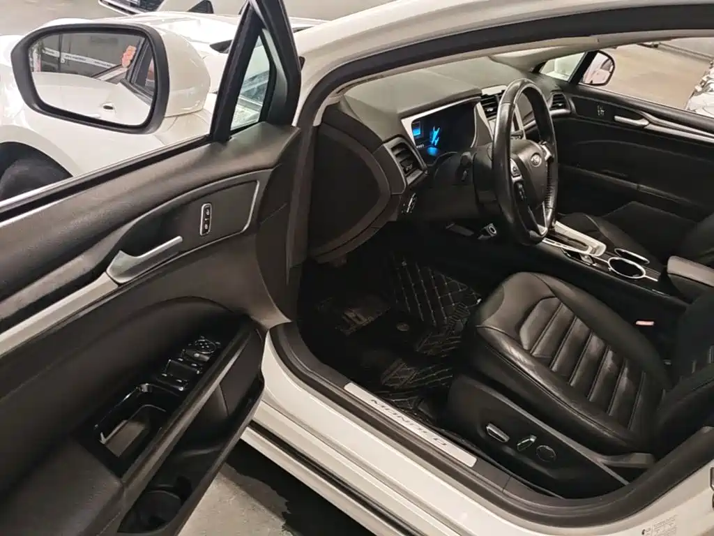 Ford Mondeo — миниатюра 16