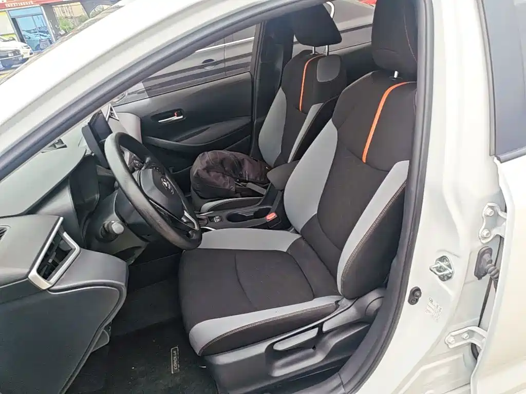 Toyota Corolla — миниатюра 15