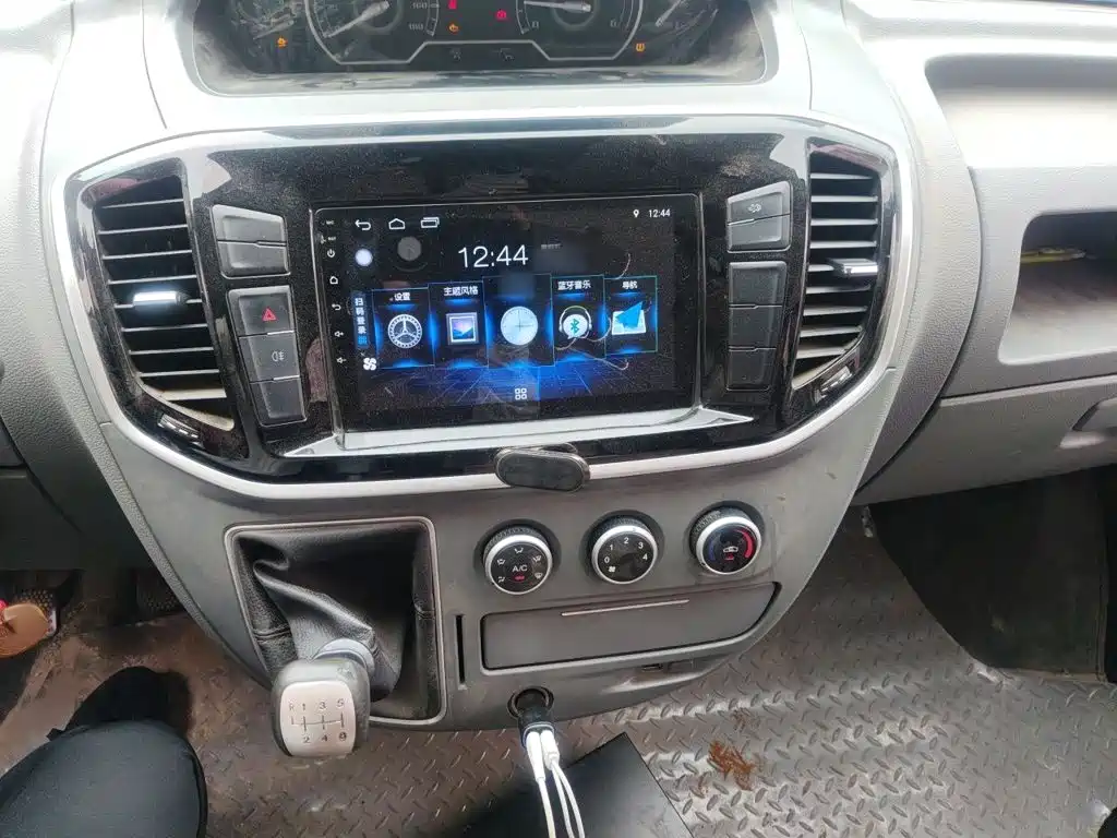 MAXUS V80 — миниатюра 6