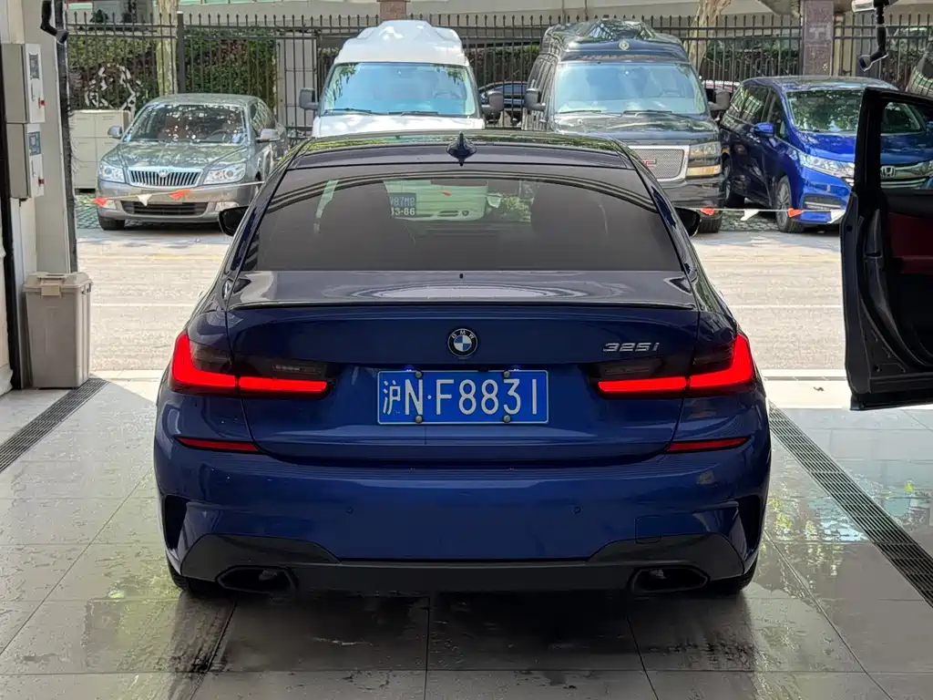 BMW 3 Series — миниатюра 4