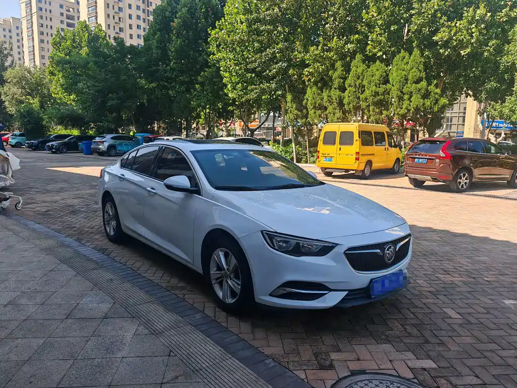 Buick Regal — миниатюра 3