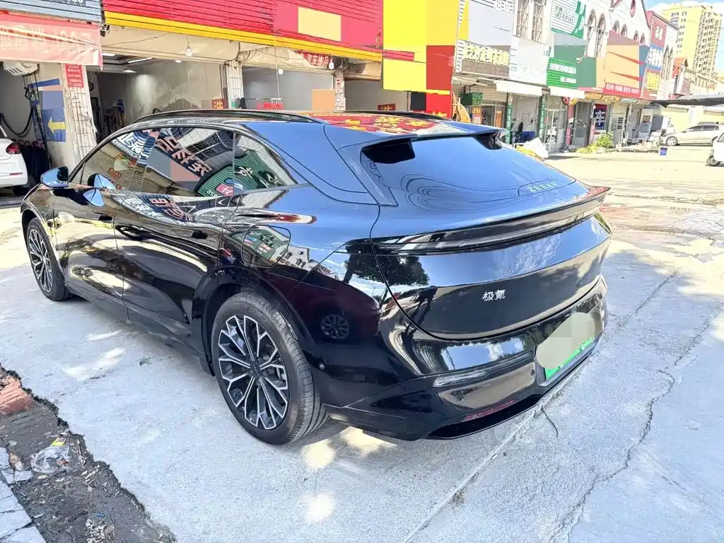 Zeekr 007GT — миниатюра 4