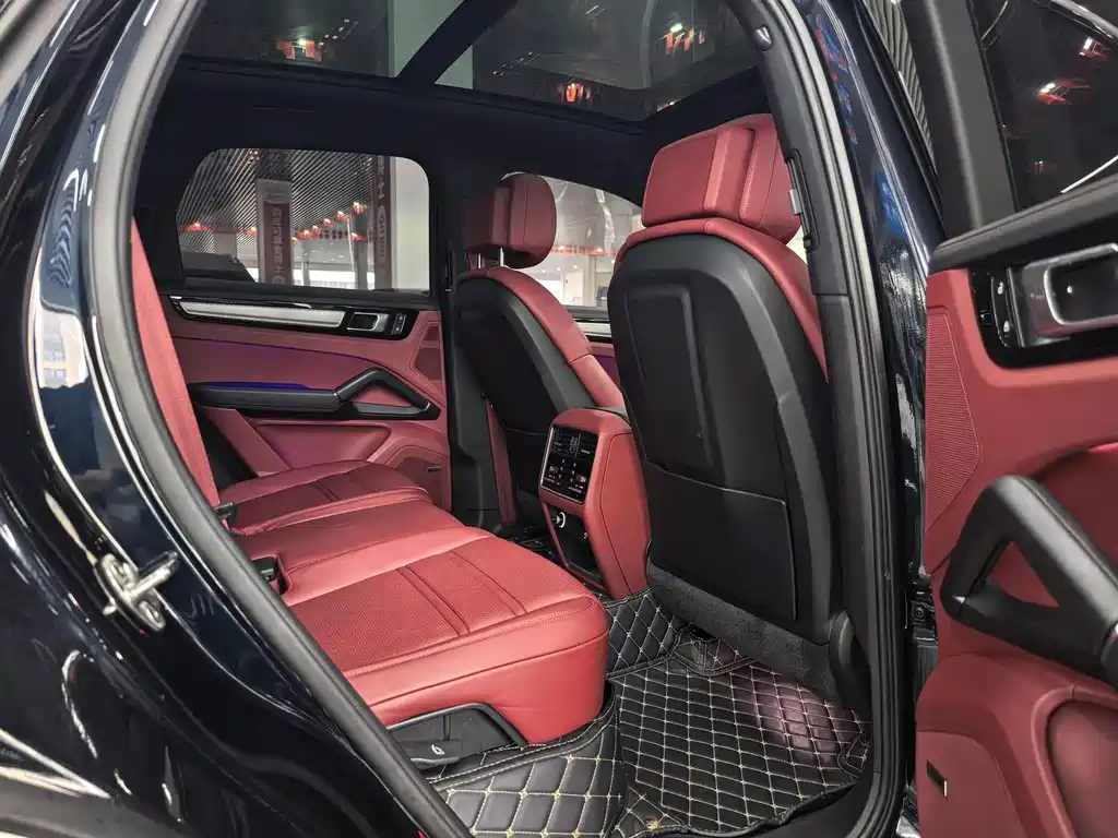 Porsche Cayenne Hybrid — миниатюра 22