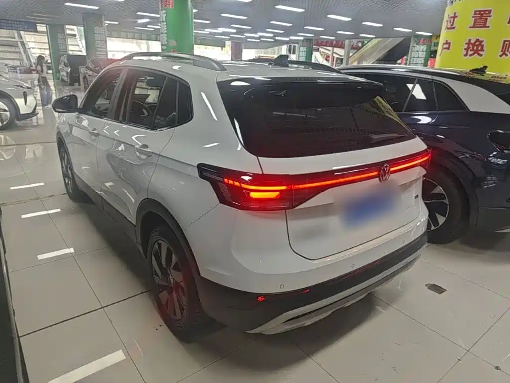 Volkswagen Tharu — миниатюра 5
