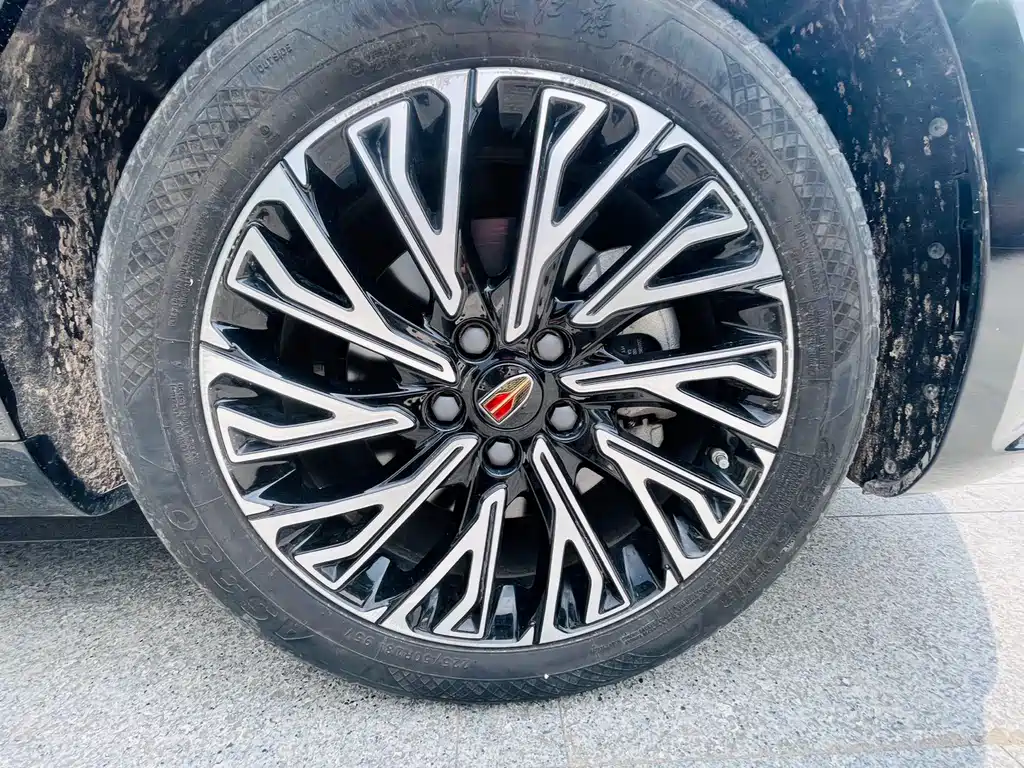Hongqi Hongqi H5 — миниатюра 20