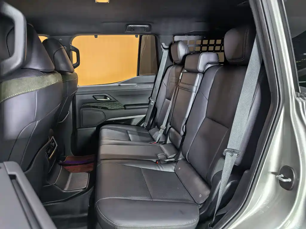 Lexus GX OVERTRAIL Far Peak Edition, фото 13