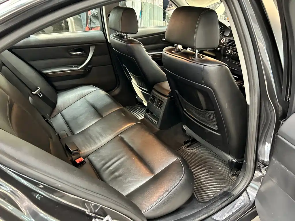 BMW 3 Series — миниатюра 15