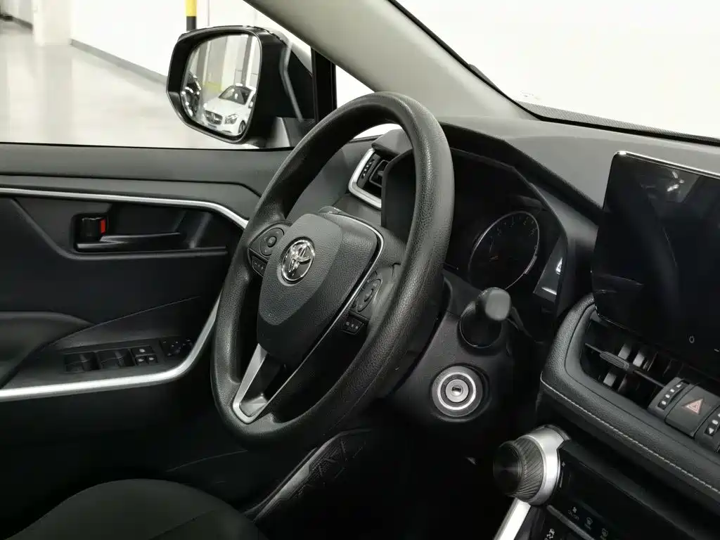 Toyota Wildlander — миниатюра 22