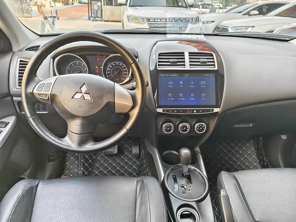 Mitsubishi ASX — миниатюра 5