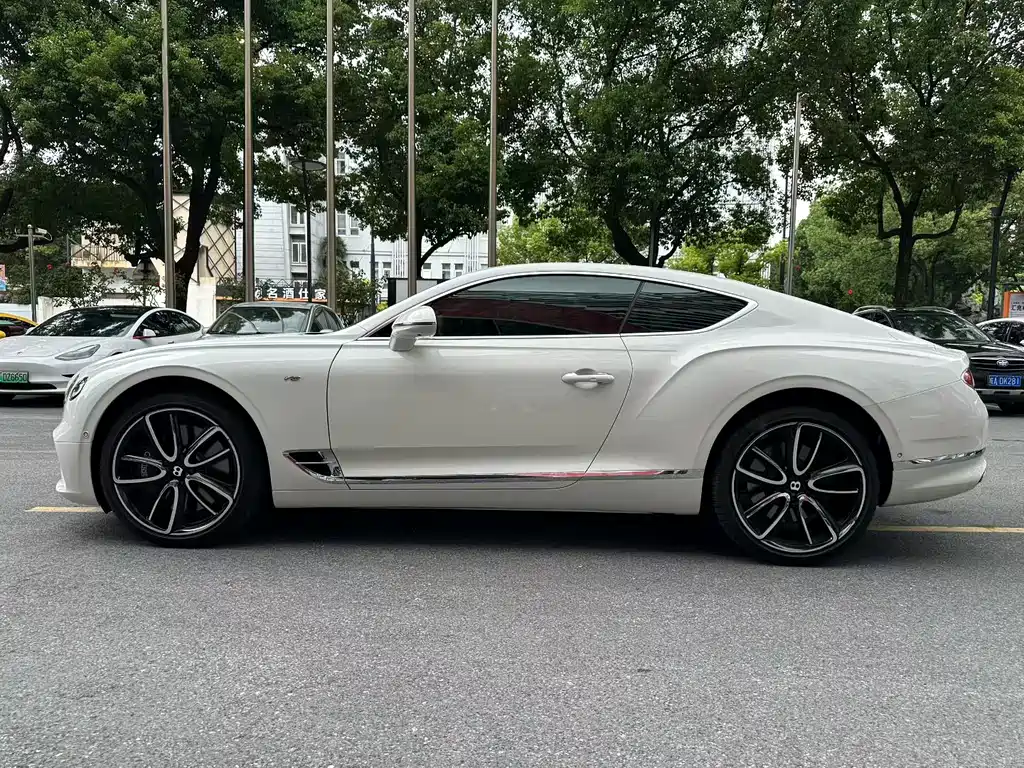 Bentley Continental — миниатюра 5