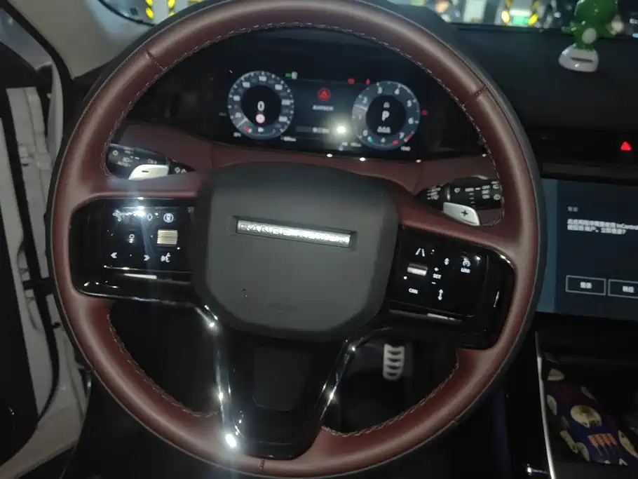 Land Rover Evoque — миниатюра 15