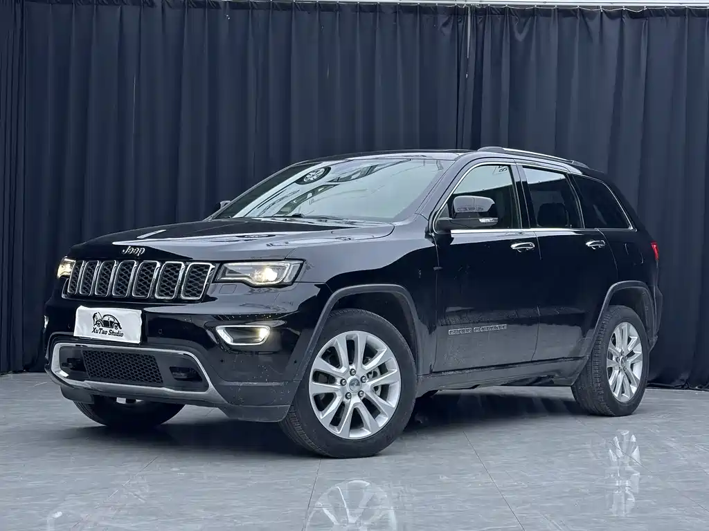 Jeep Grand Cherokee (Import) 2018