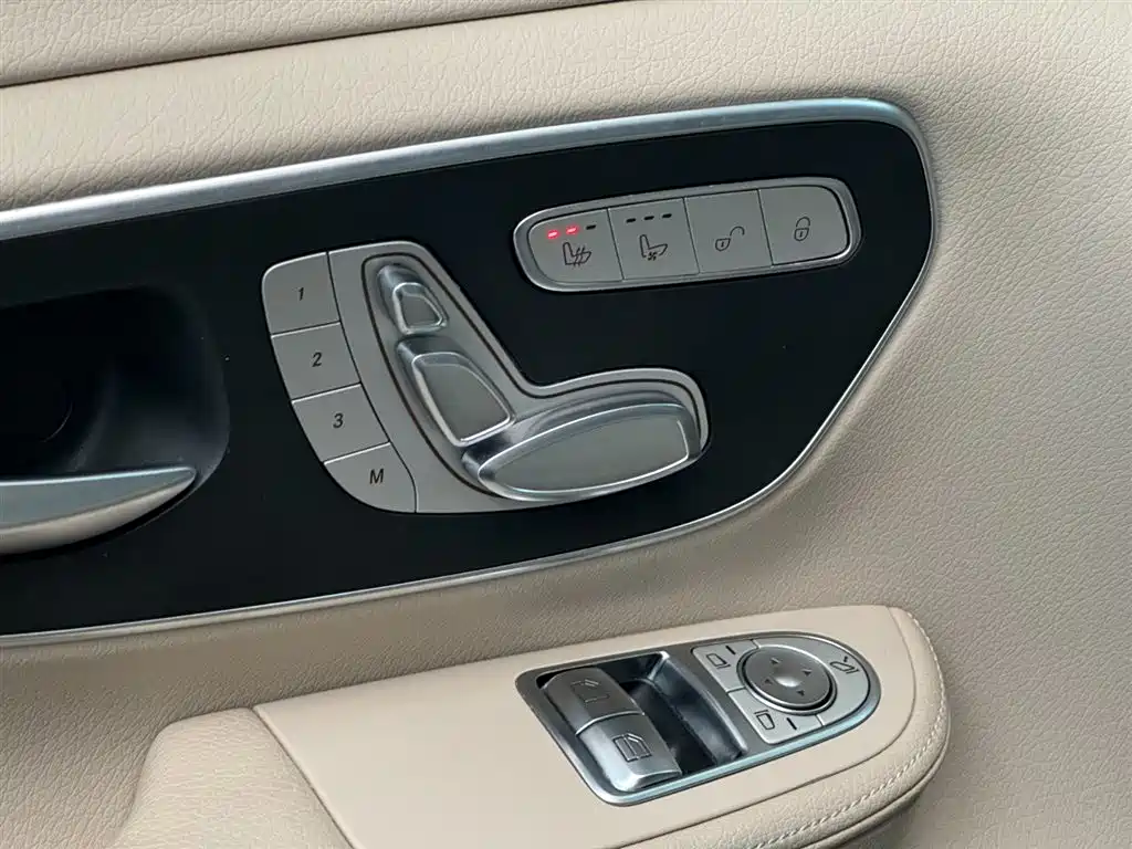 MERCEDES-BENZ V CLASS