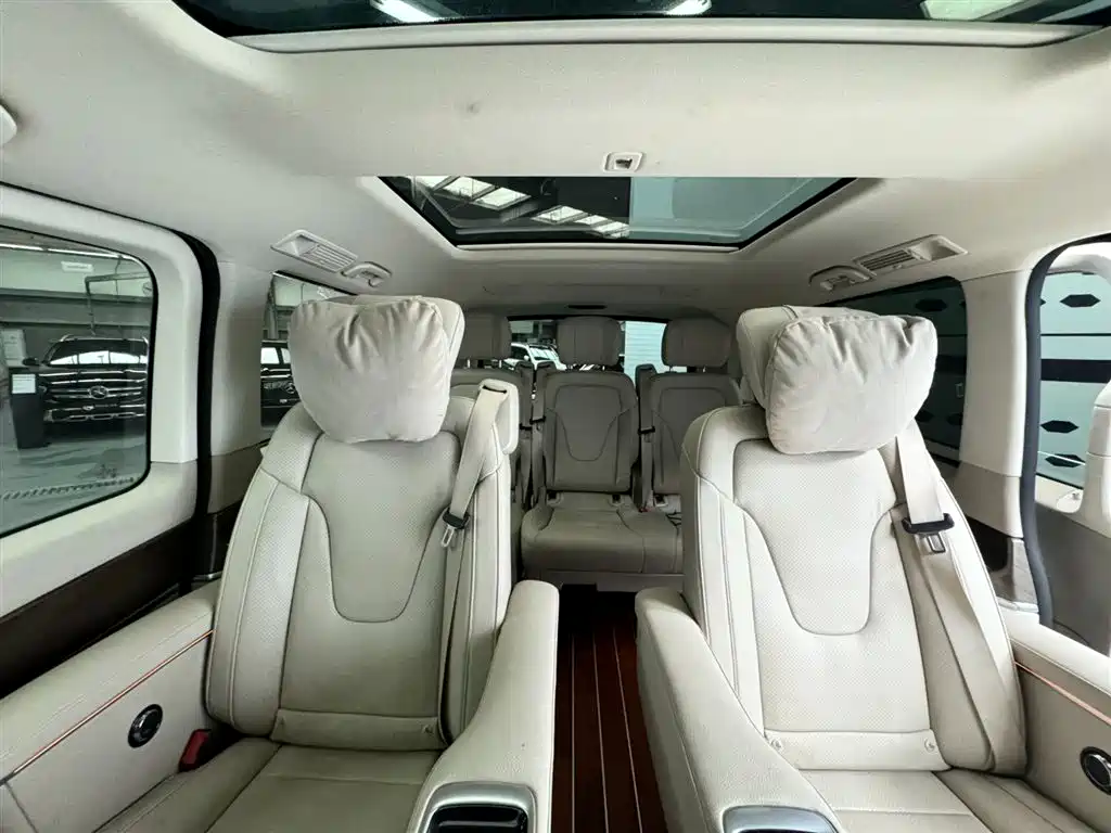 MERCEDES-BENZ V CLASS