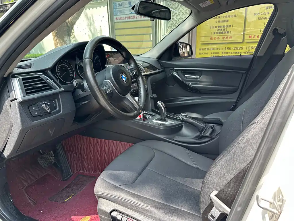 BMW 3 Series — миниатюра 4