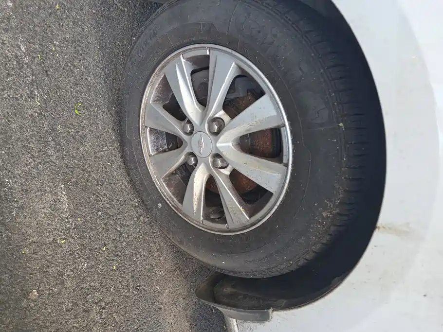 Chevrolet Sail — миниатюра 6