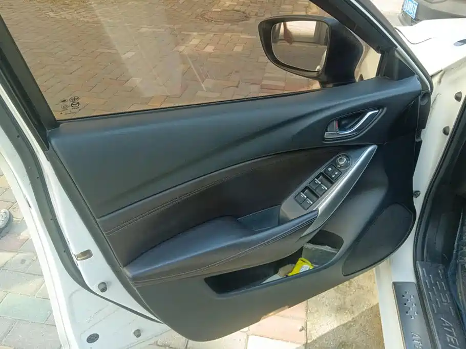 Mazda Atenza — миниатюра 7