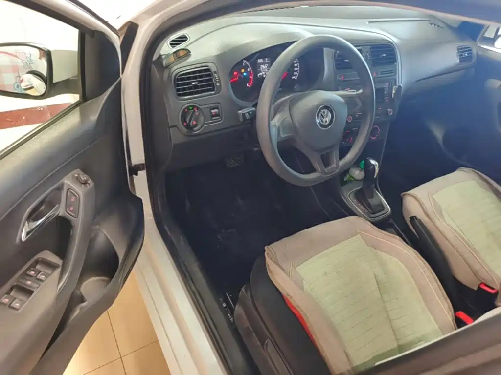 Volkswagen Polo — миниатюра 16