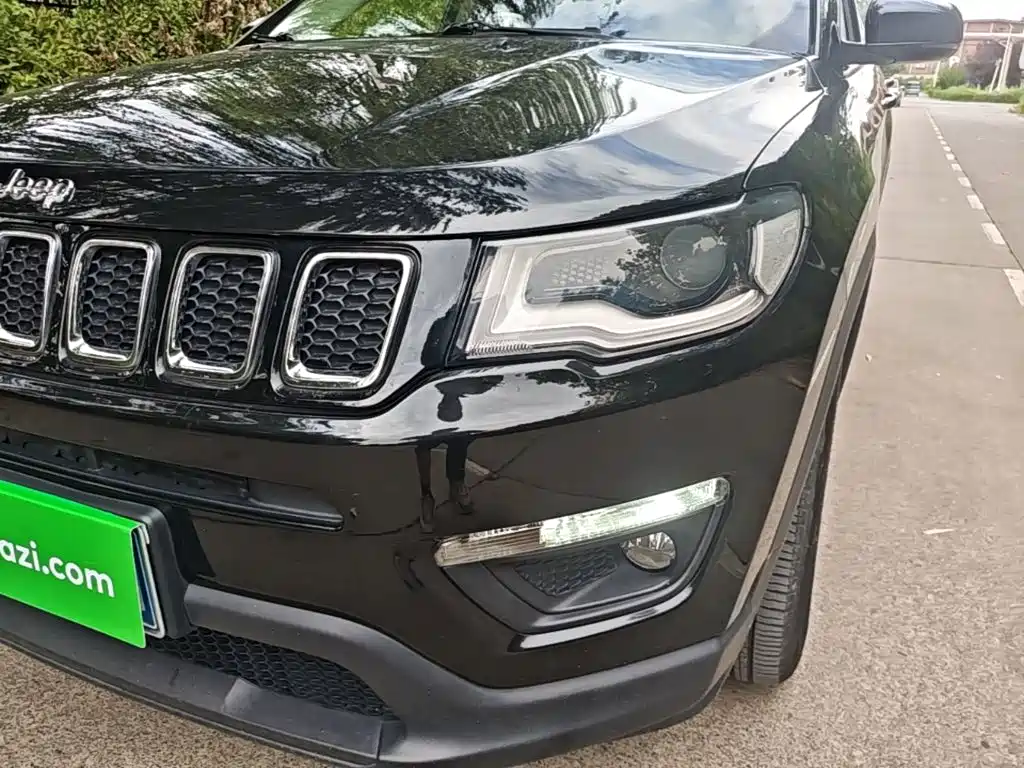 Jeep Compass — миниатюра 24