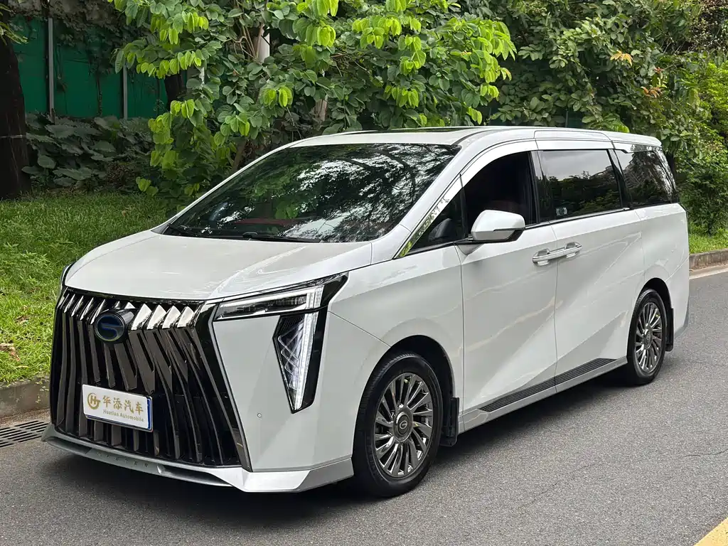 GAC Motor Trumpchi M8