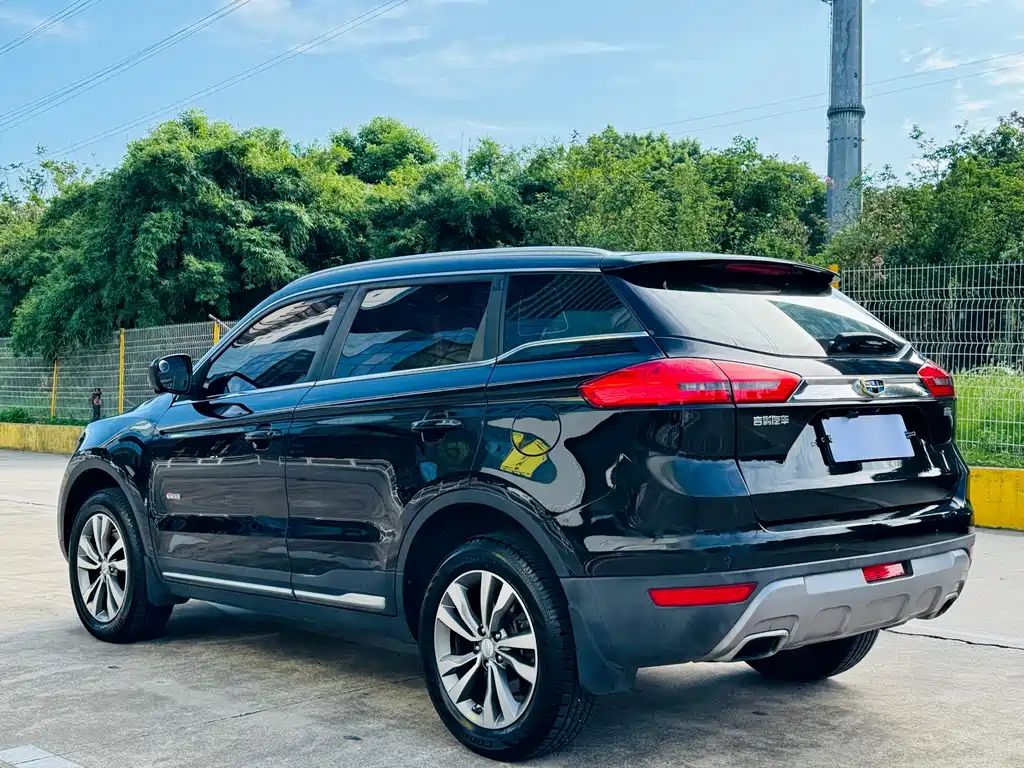 Geely Boyue — миниатюра 14