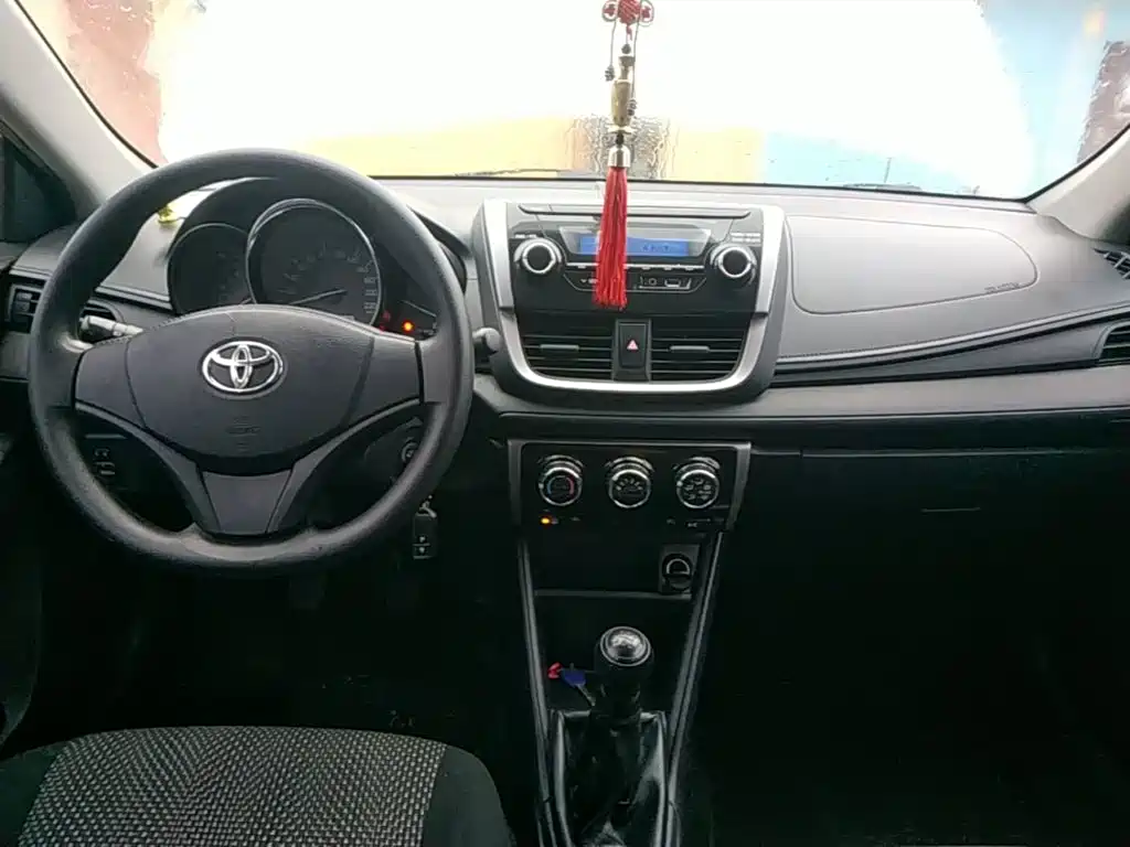 Toyota Vios — миниатюра 10