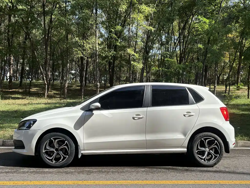 Volkswagen Polo — миниатюра 3