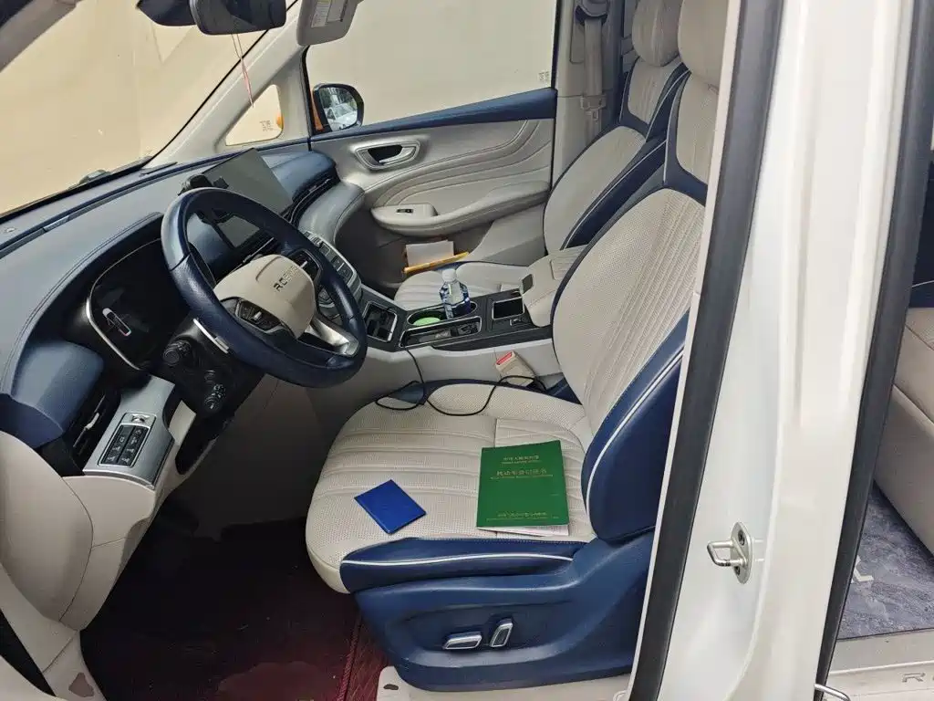 Roewe iMAX8 — миниатюра 8