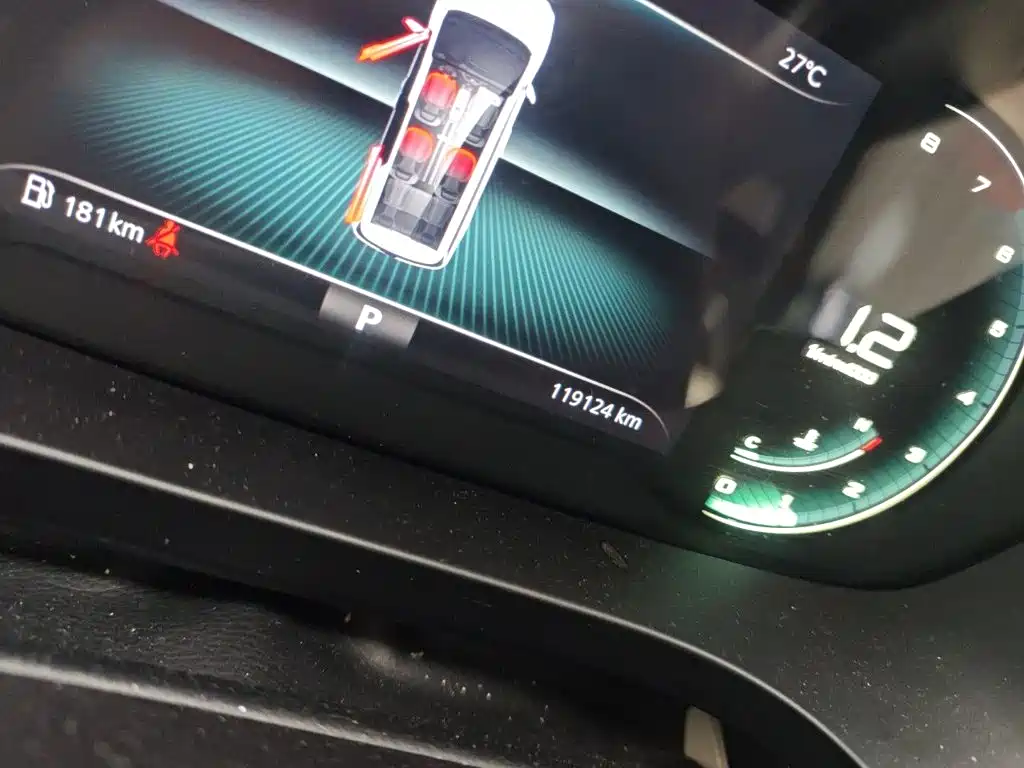 Roewe iMAX8 — миниатюра 5
