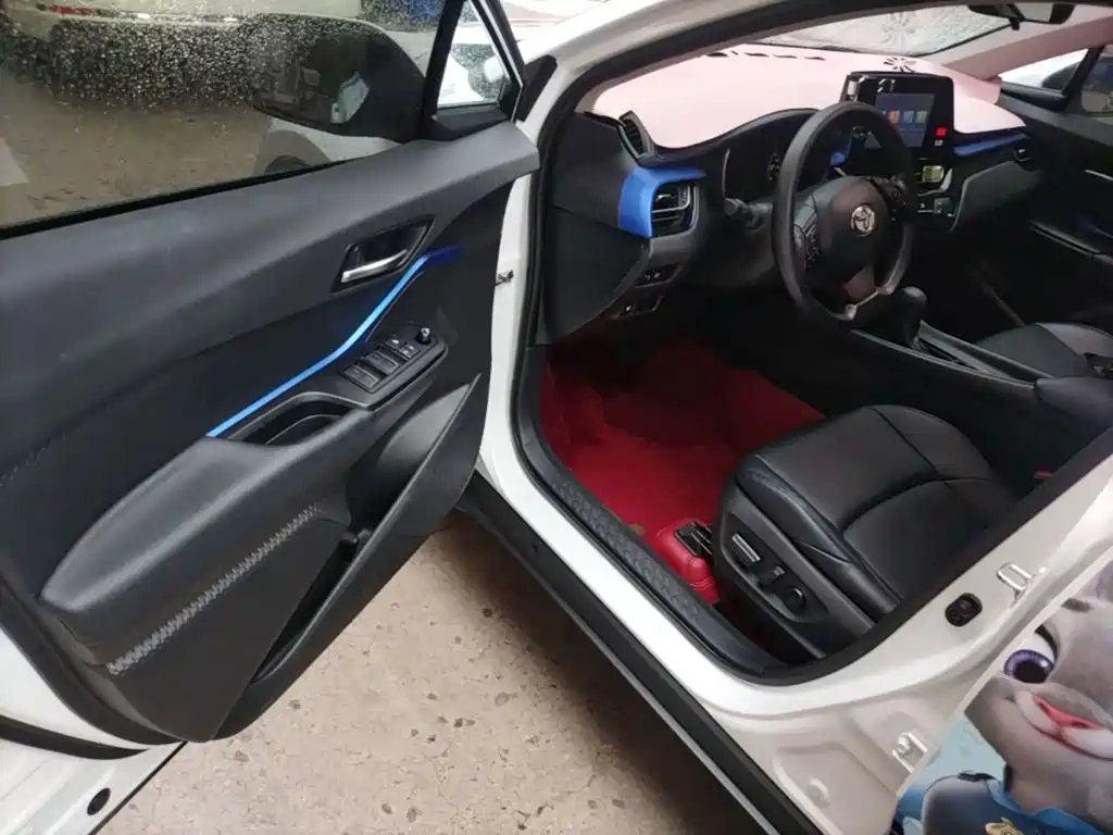 Toyota C-HR — миниатюра 16