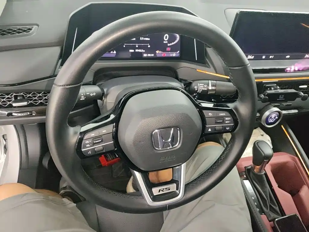 Honda Accord — миниатюра 11