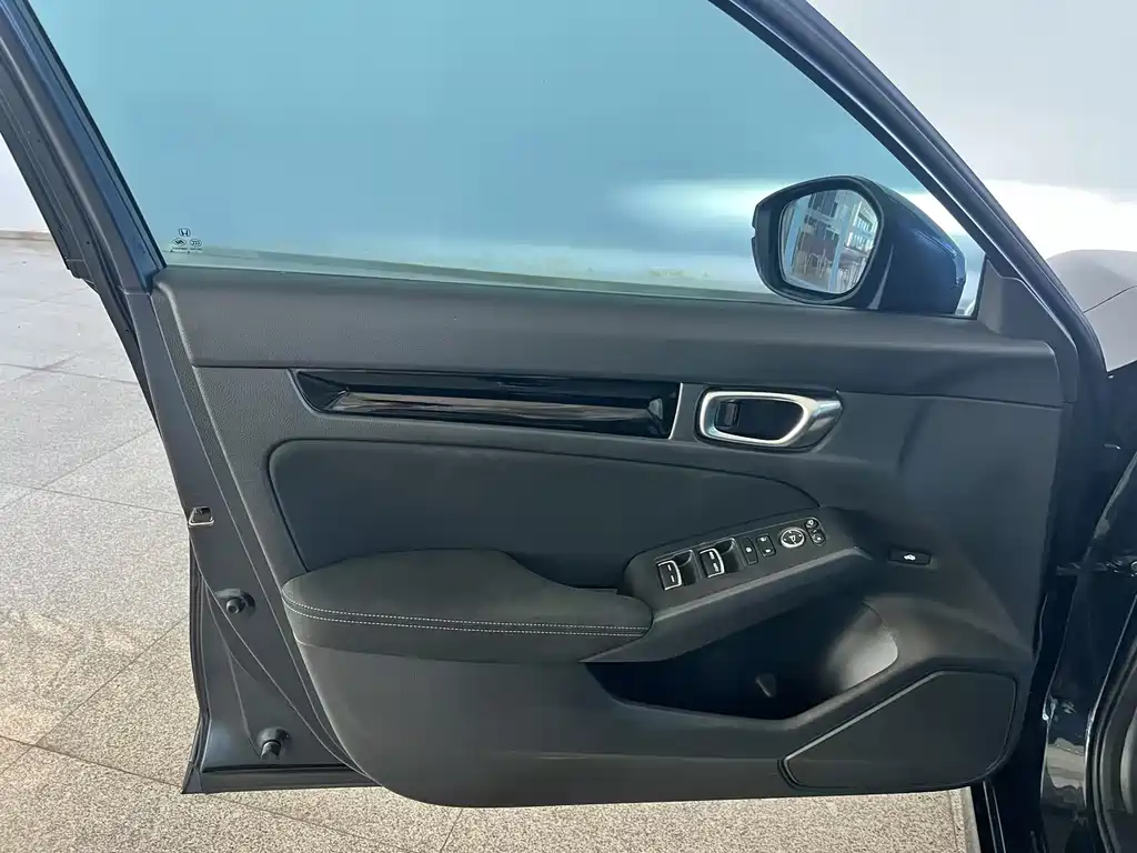 Honda Civic — миниатюра 13