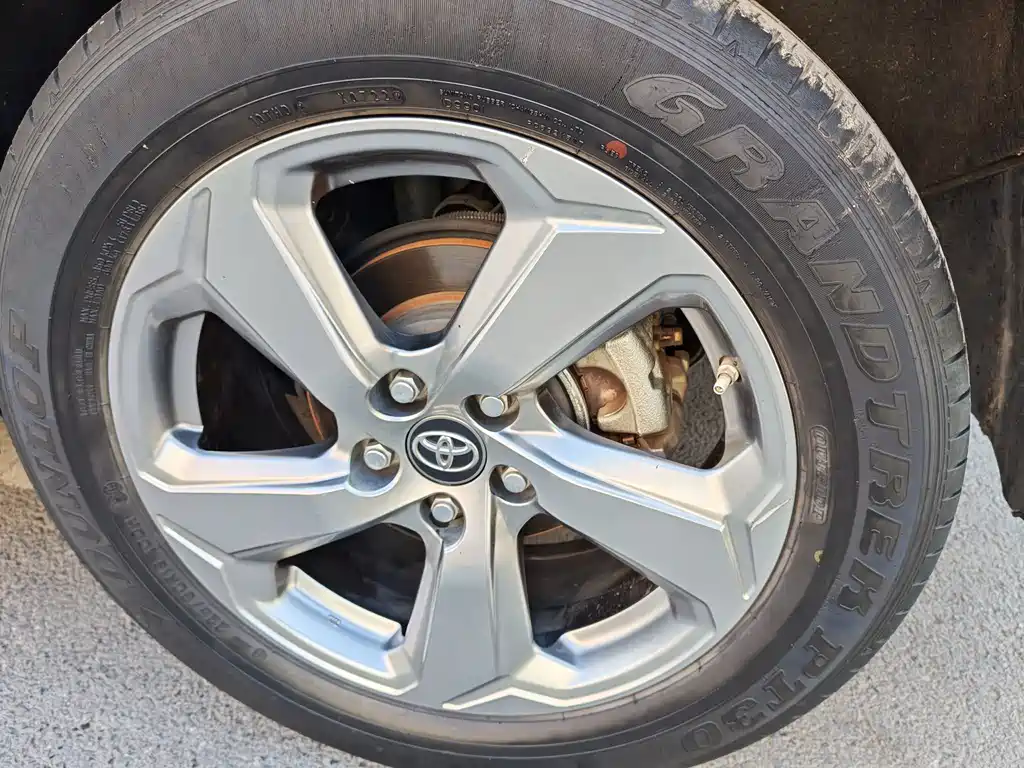 TOYOTA RAV4 RONGFANG