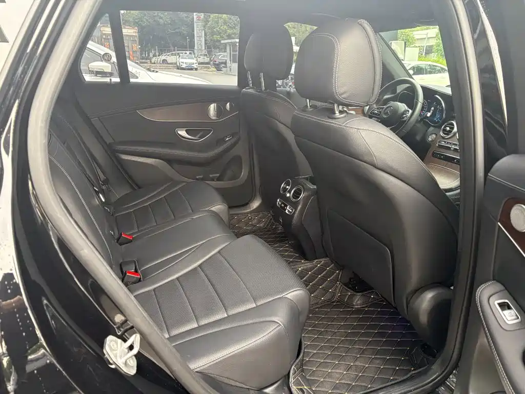 Mercedes-Benz GLC — миниатюра 14