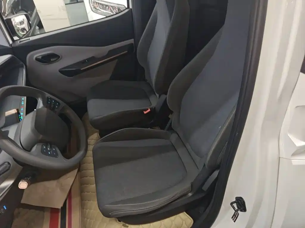 Wuling Nano EV — миниатюра 17