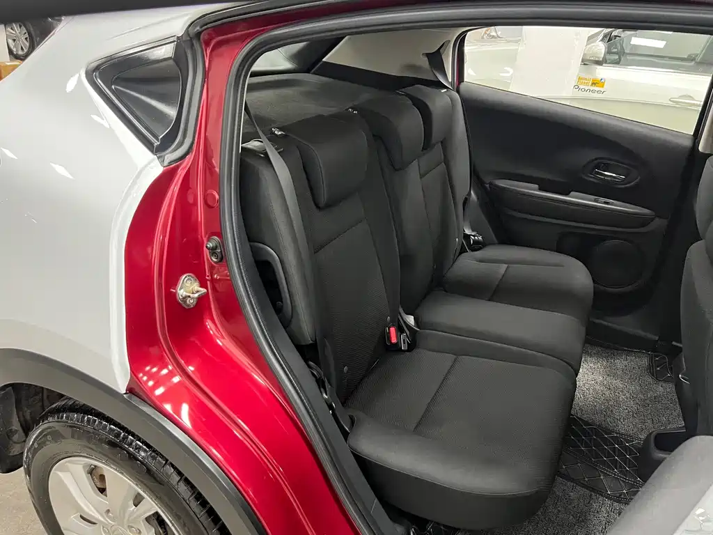 Honda Vezel — миниатюра 12