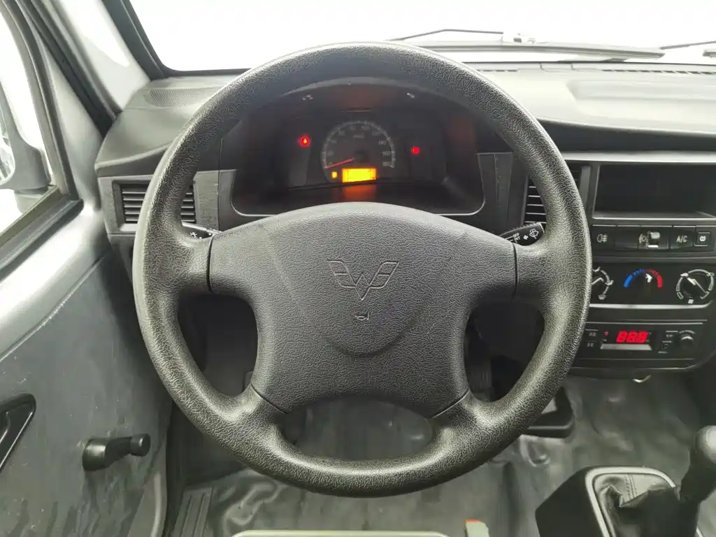 Wuling Zhiguang — миниатюра 11