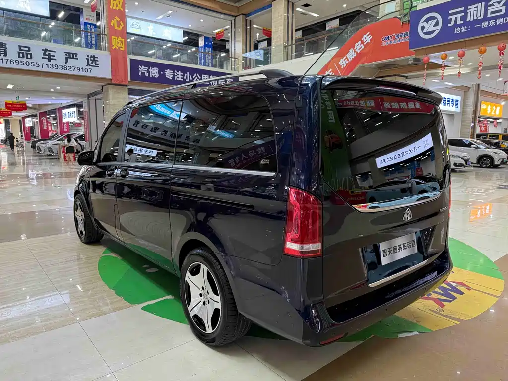 Mercedes-Benz V-Class — миниатюра 5