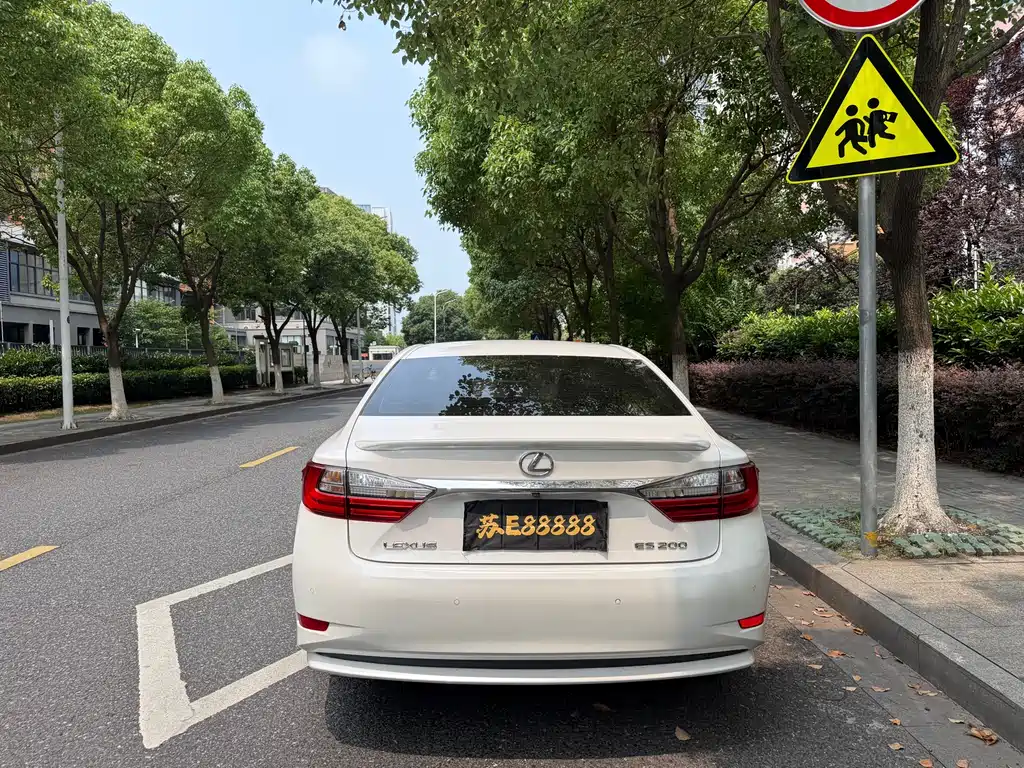 Lexus ES — фотографии объявления, Фото 19