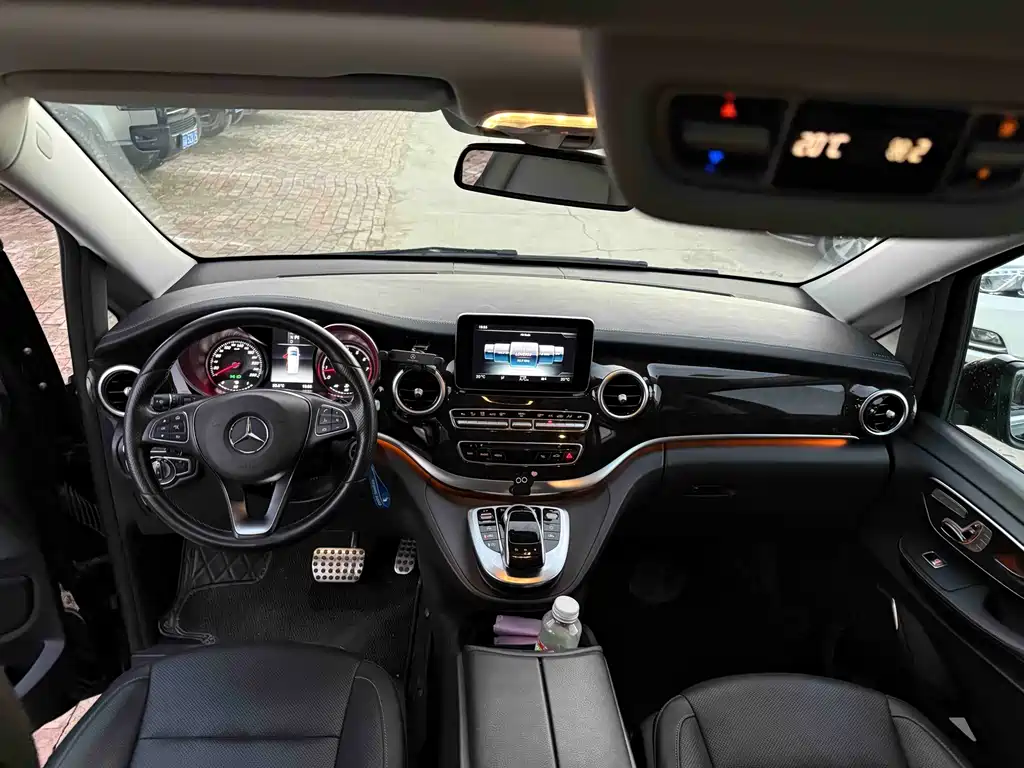 Mercedes-Benz V-Class — миниатюра 6