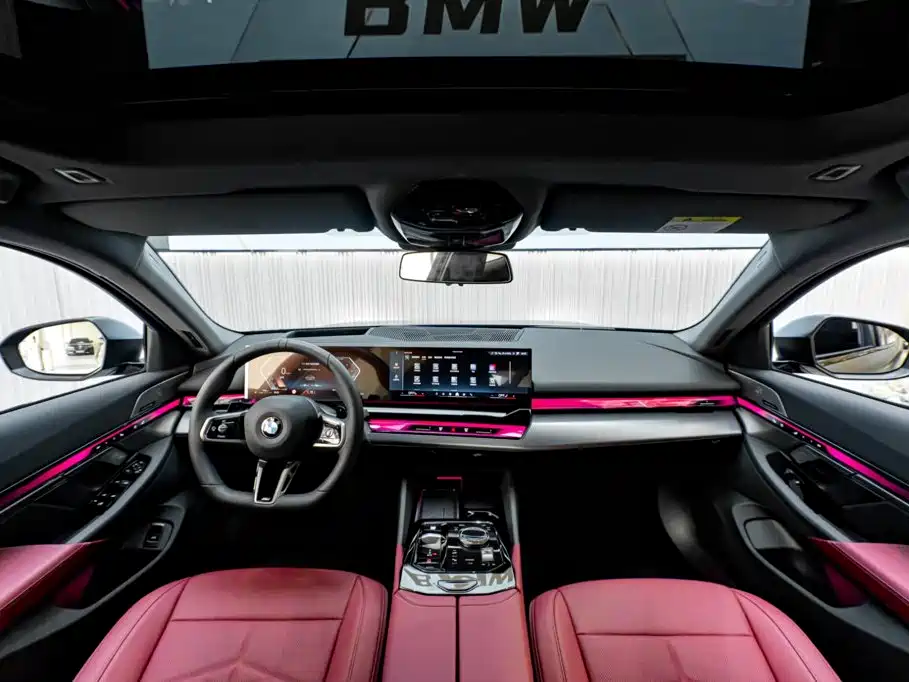 BMW 5 Series — миниатюра 14