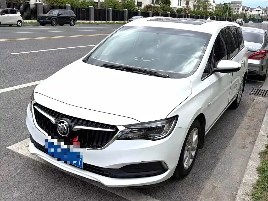 Buick GL6 2018