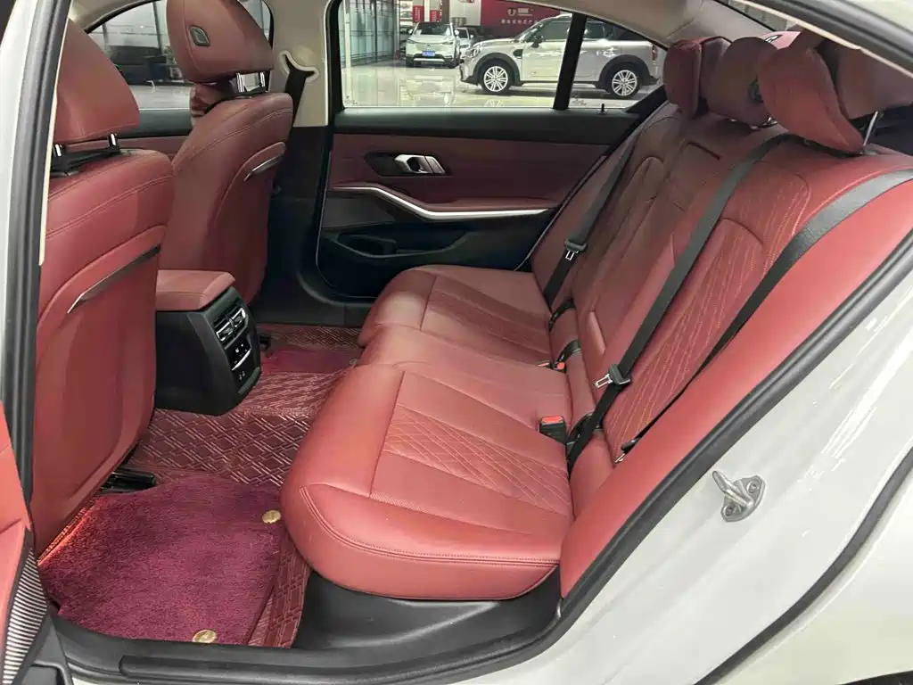BMW 3 Series — миниатюра 20